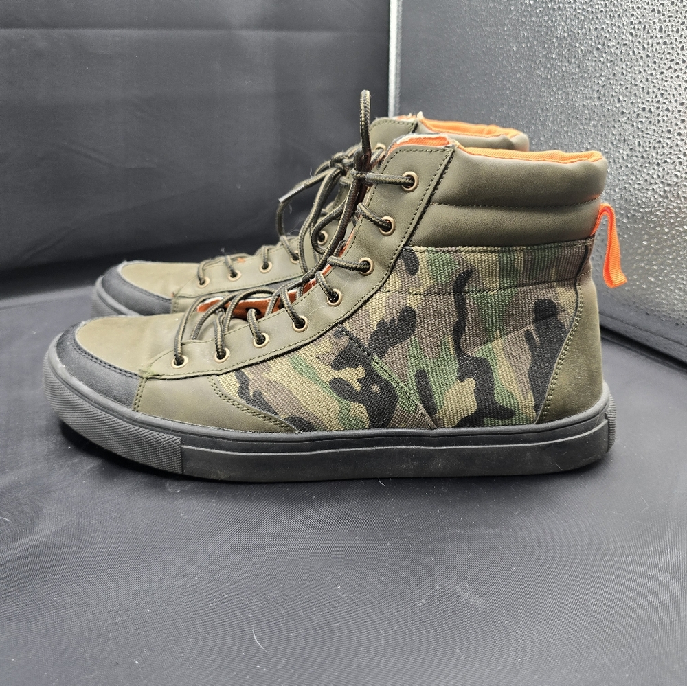 Men's Camouflage High-Top Sneakers